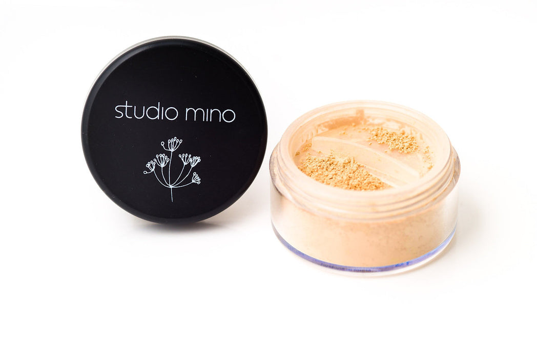 minerale foundation studio mino